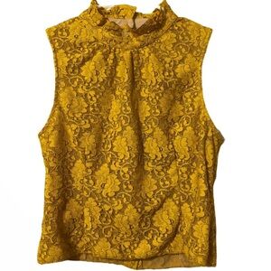 WYATT light gold lace‎ open back blouse medium NWOT